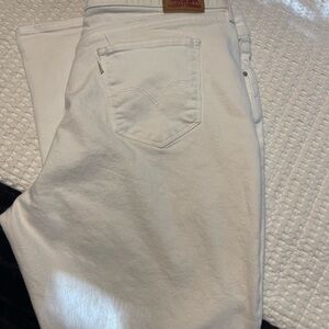 Levi 711 Skinny Jeans - 22W